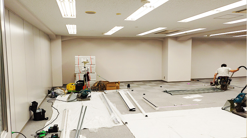 会議室新設のためのスチールパーティション工事