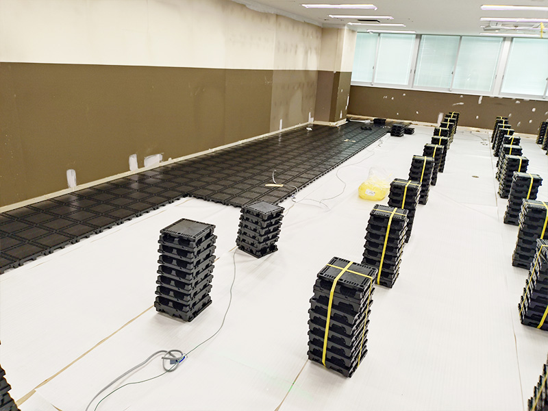 事務所のOAフロア範囲拡張工事