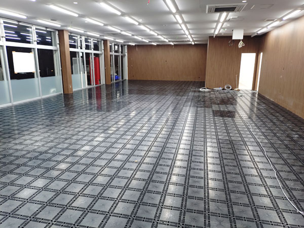 路面店のBF50R設置工事