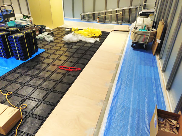 ショッピングモール内店舗OAフロア化工事